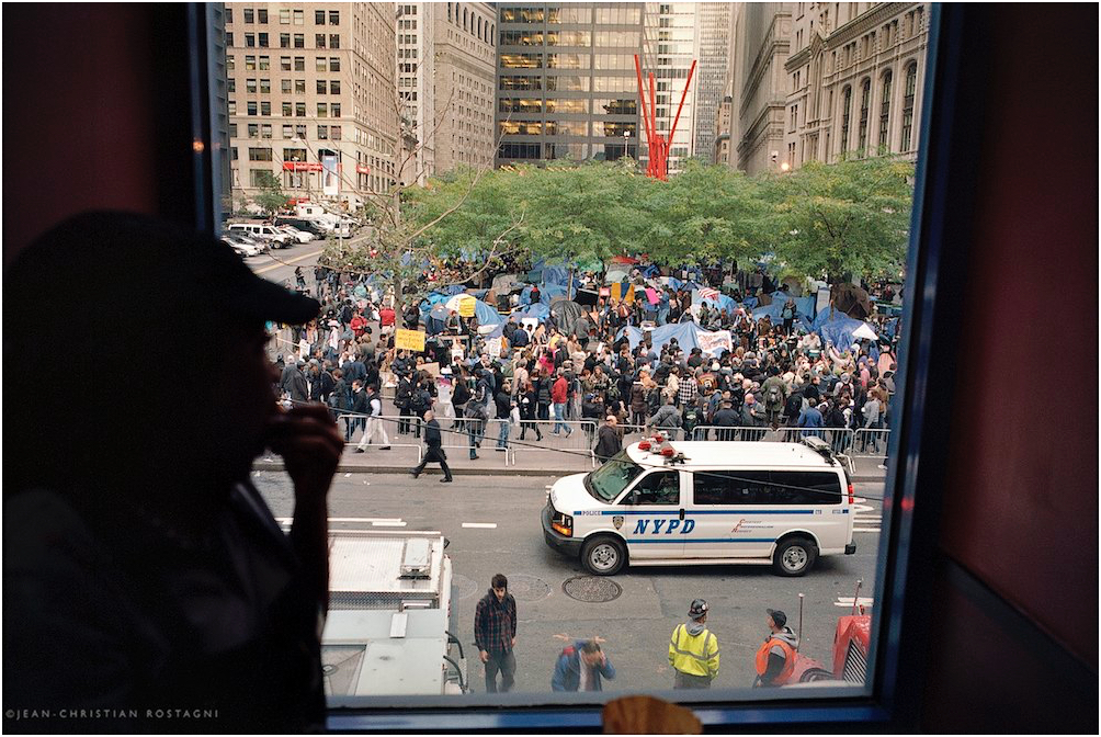 Occupy Wall Street_Accross